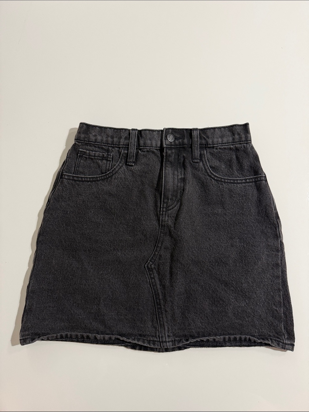 Old Navy  Girl Washed Black Denim Mini Skirt Sz XL 14/16